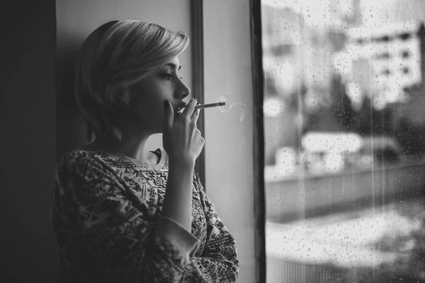 Break Emotional Connections to Nicotine hypnosis download MP3